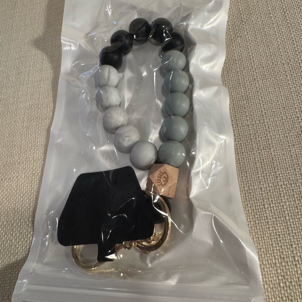 Elegant Black and Gray Beaded Keychain Bracelet